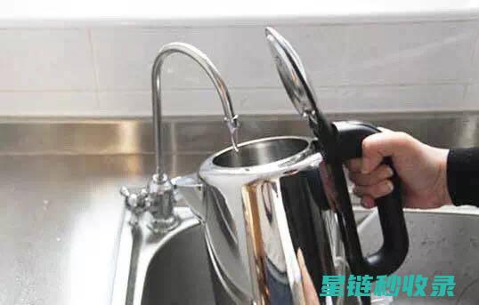 水壶水垢？这些自然清洁方法值得一试 (水壶 垢)