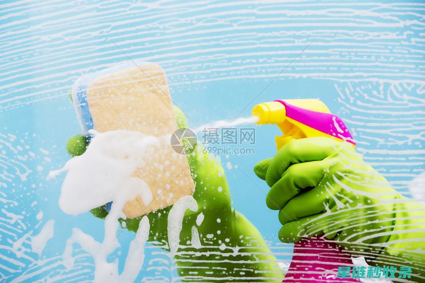 清洁电脑屏幕：如何处理顽固的油渍 (怎么清洁电脑屏幕)