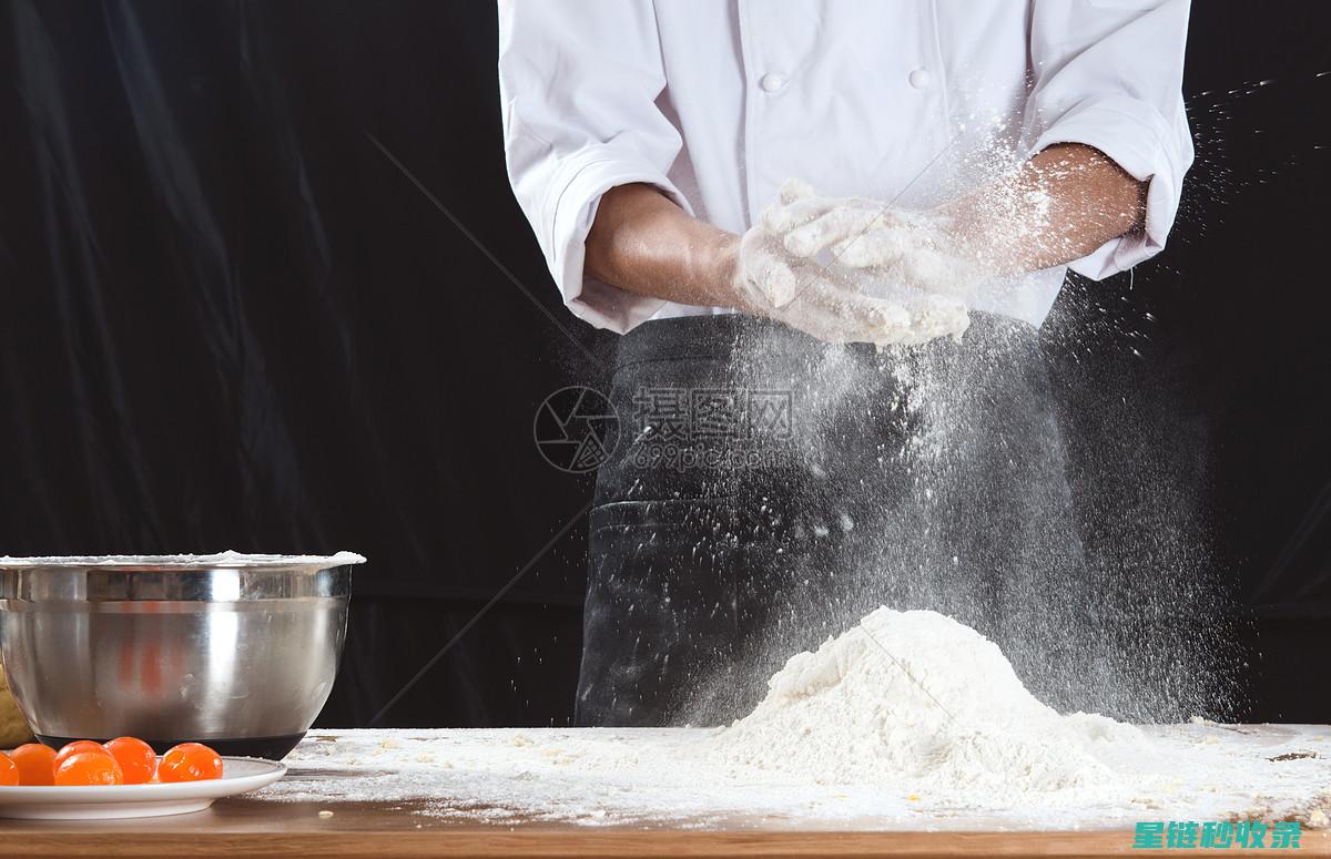 烘焙新手：防止饼干烤焦的关键步骤 (烘焙产品用什么防腐)